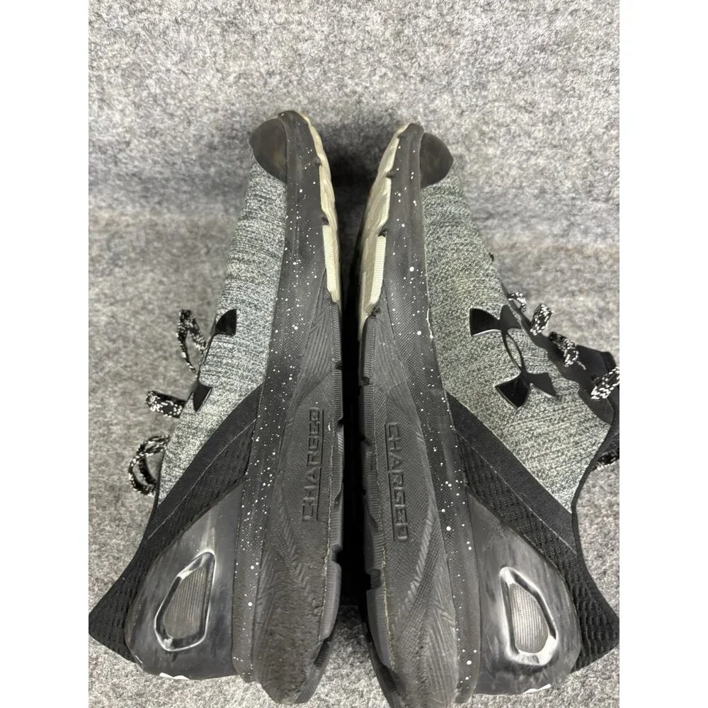 Under Armour Charged Running Shoes Womens Size 8.5 Gray Black‎ Athletic Trainers